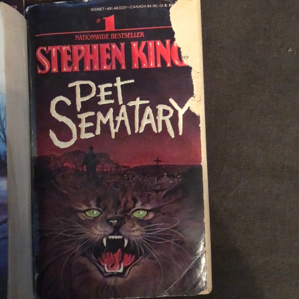 Books - Picture 6 of 6